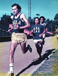 World Junior XC Champion Bobby Thomas (75) leads Ralph Serna